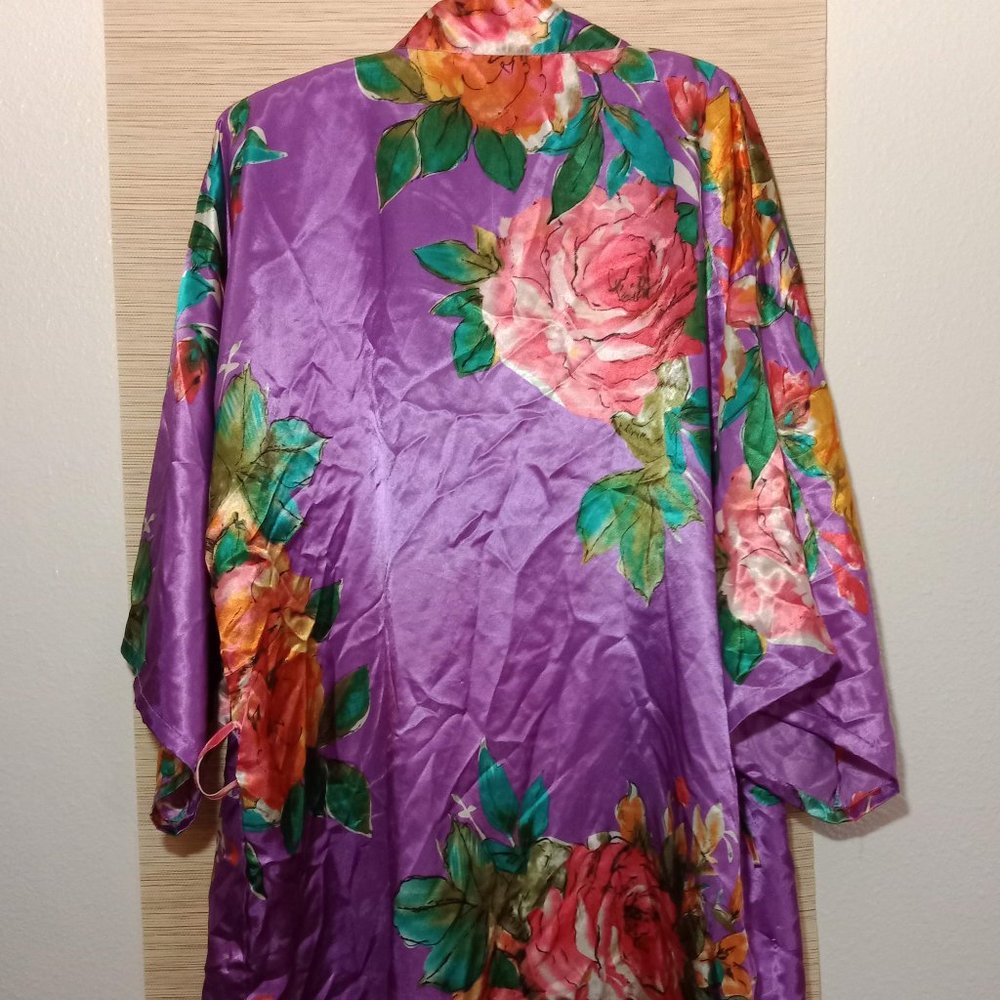 Floral Robe - Picture 3 of 6